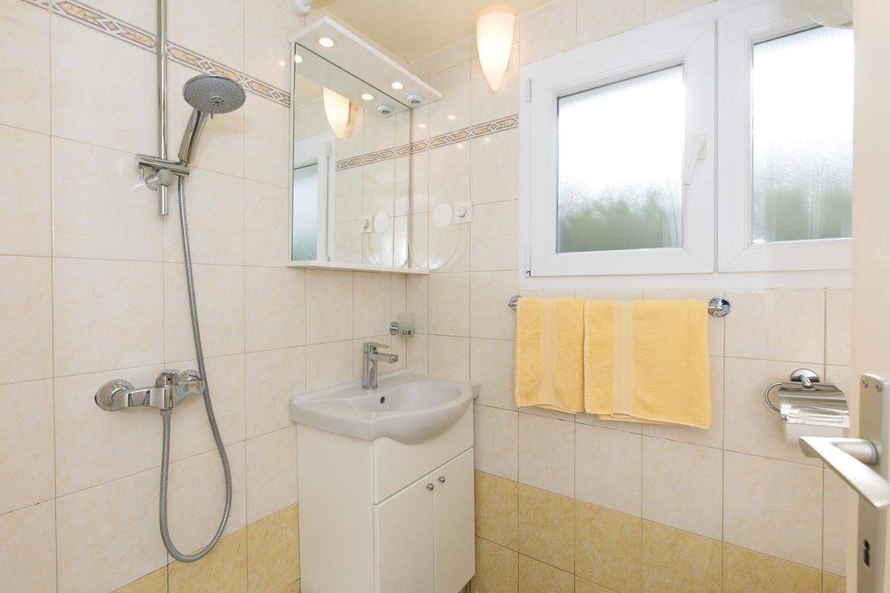 Beach Apartment Krk Town Εξωτερικό φωτογραφία